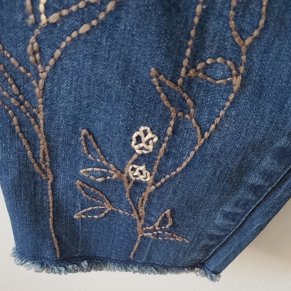 Bandolino Floral Embroidered Boho Hippie Festival Jeans Size 6 - Picture 5 of 6